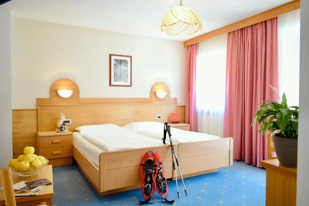 Hotel Waldheim Sarnonico Zewnętrze zdjęcie